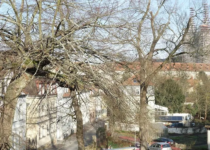 Appartement Gemuetliches Im Altbau